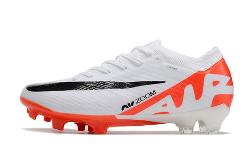 Chuteira Campo Nike Air Zoom Mercurial Vapor 15 Elite FG Branca e Vermelha 