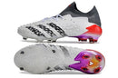 Chuteira Campo Adidas PREDATOR FREAK .1 FG (cinza, branco e vermelho)